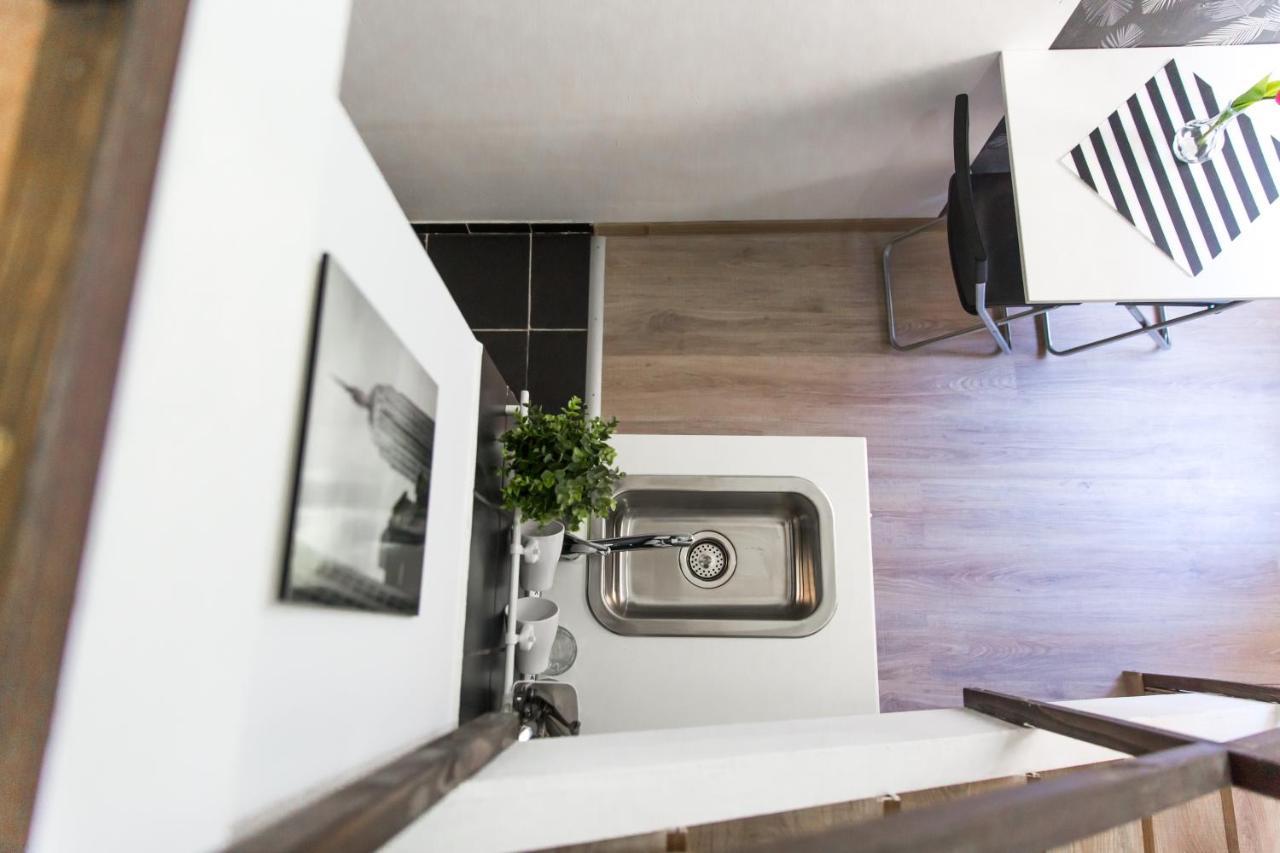 Central Budget Lofts Apartment Budapest Exterior photo