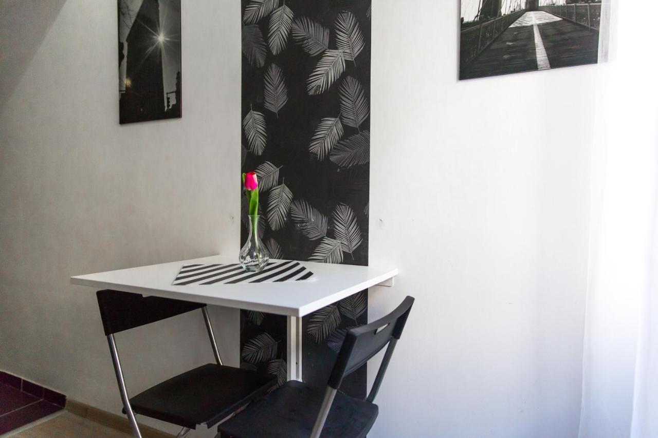 Central Budget Lofts Apartment Budapest Exterior photo